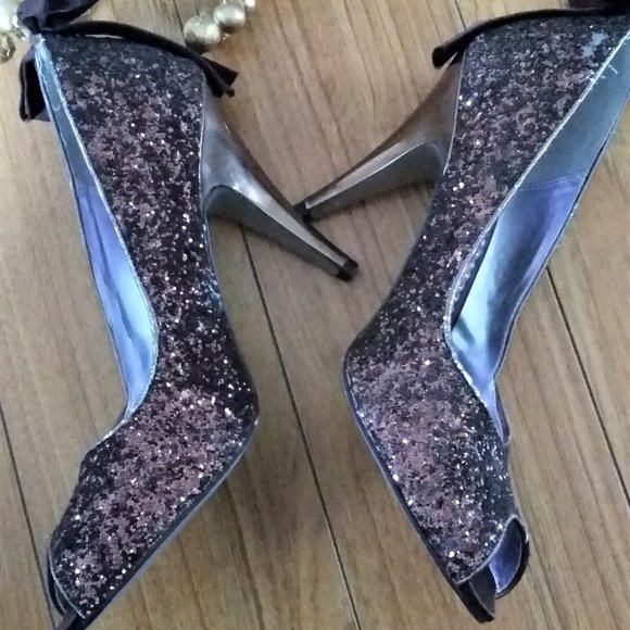 ELEGANT Brown Glitter Crystal Sequined / Satin Jeweled Shoes with bows - Picture 9 of 9